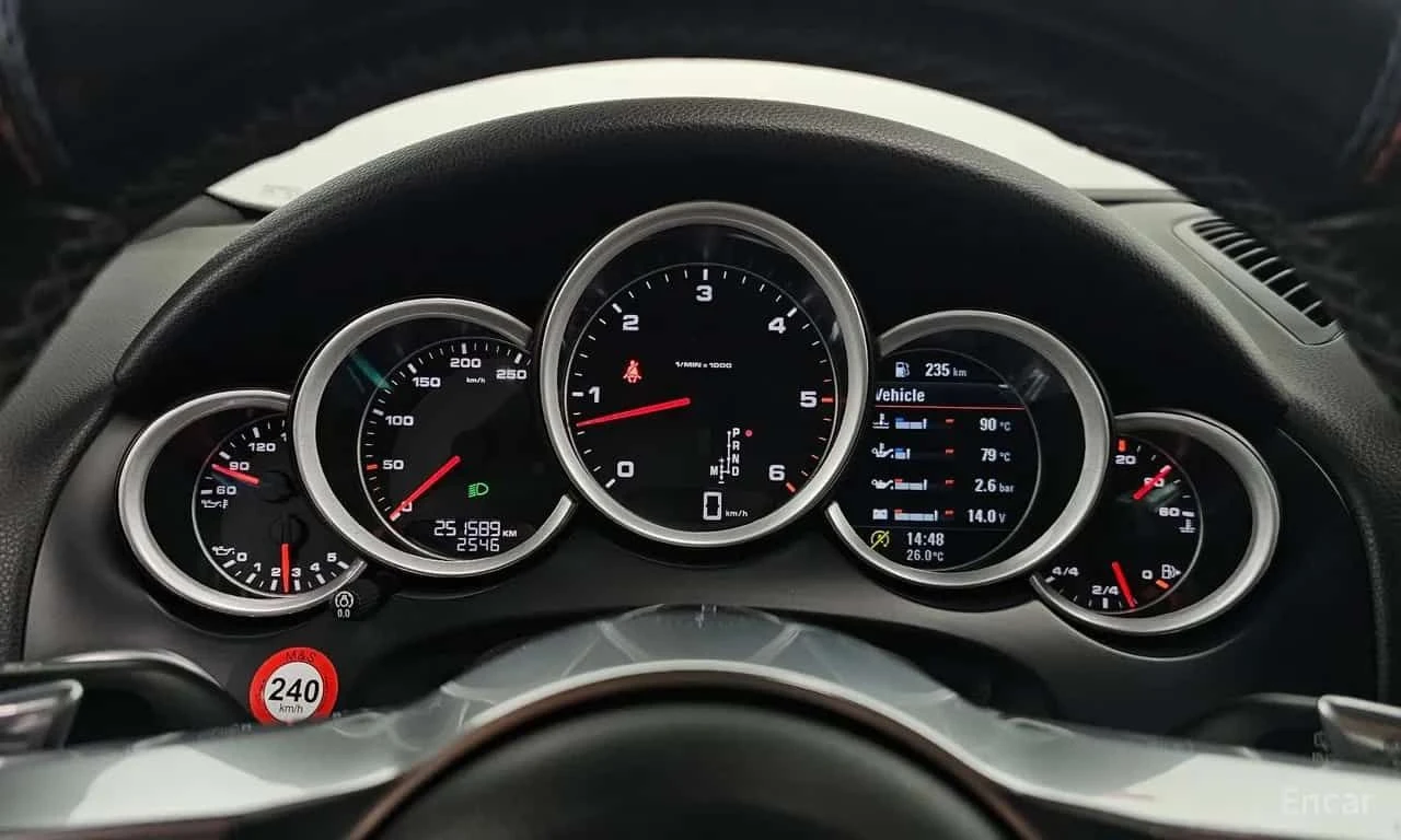 Porsche Cayenne 3.0 Diesel, снимка 8 - Автомобили и джипове - 55654077
