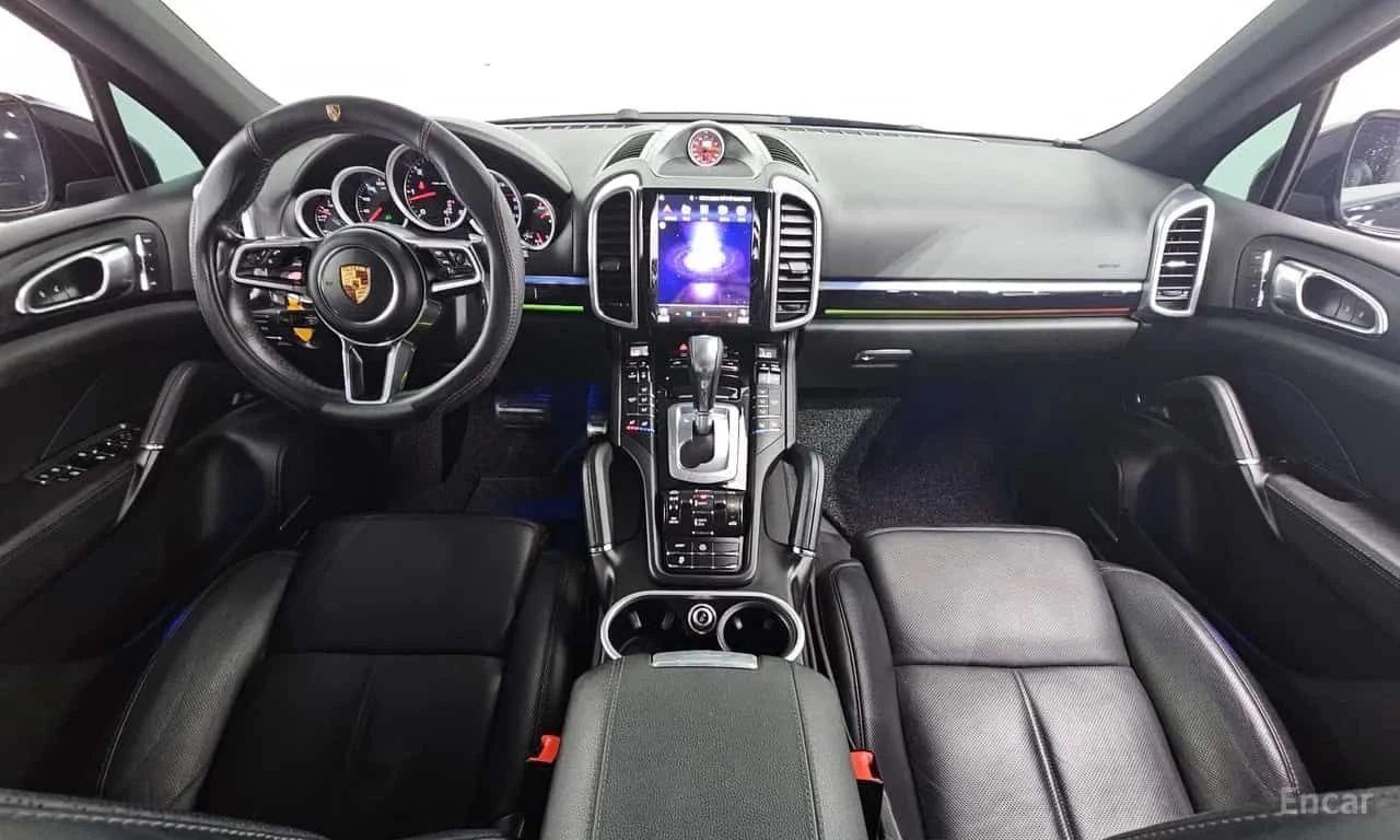 Porsche Cayenne 3.0 Diesel, снимка 7 - Автомобили и джипове - 55654077