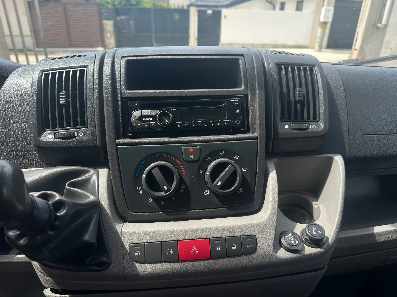 Fiat Ducato 2.3* L3H3* Климатик* Топ състояние, снимка 11 - Бусове и автобуси - 54977467