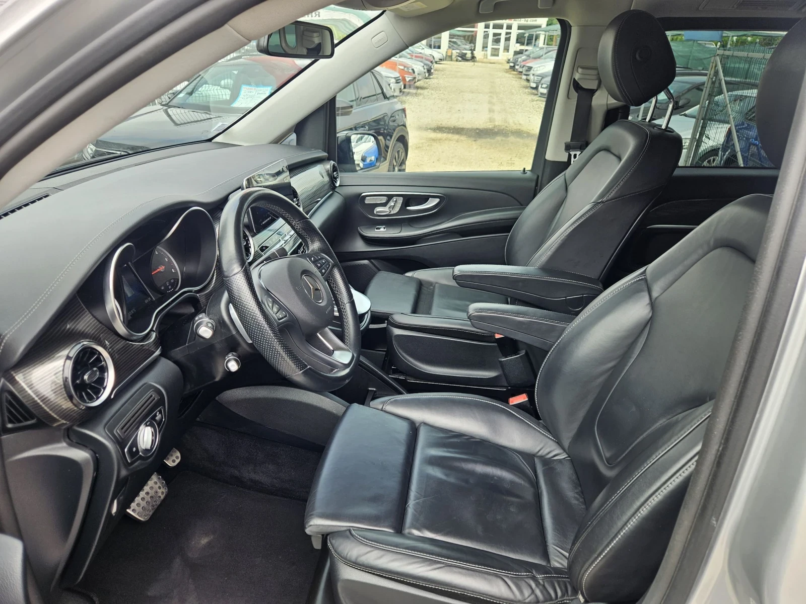 Mercedes-Benz V 250 2.5 cdi  190 k.c. , снимка 8 - Бусове и автобуси - 55359693