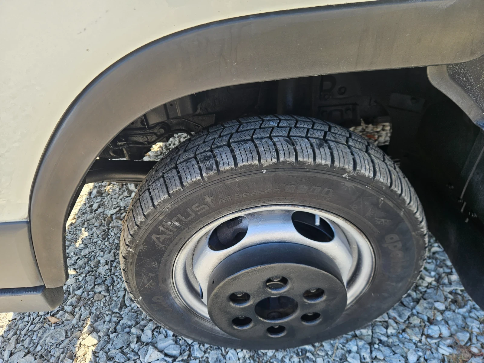 Mitsubishi Canter 35с13  В категория 5м, снимка 12 - Бусове и автобуси - 56058472