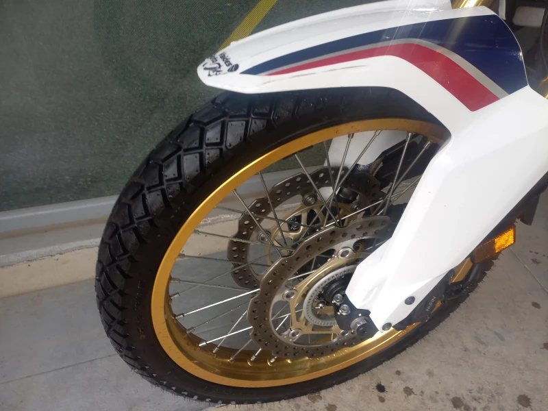 Honda Crf 1000 AfricaTwin ABS TC DTC LED , снимка 4 - Мотоциклети и мототехника - 52097615