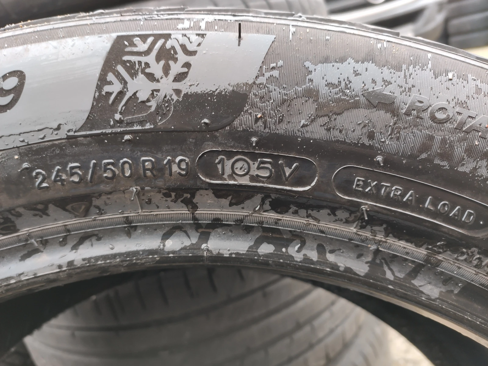 Гуми Зимни 245/50R19, снимка 9 - Гуми и джанти - 53965586
