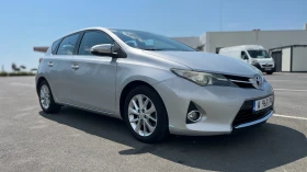 Toyota Auris, снимка 1