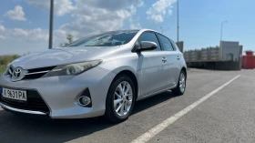 Toyota Auris, снимка 6
