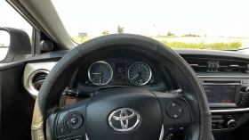 Toyota Auris, снимка 12