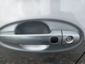 Toyota Yaris 1.4D4DKEYLESS Климатроник, снимка 13