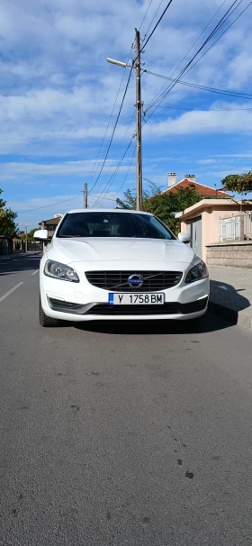 Volvo V60, снимка 2