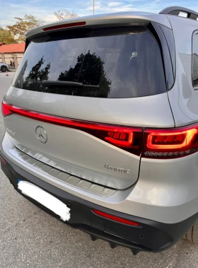 Mercedes-Benz EQB 350 AMG, снимка 12