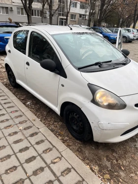 Toyota Aygo, снимка 2