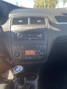 Обява за продажба на Fiat Punto 1.6 ~6 500 лв. - изображение 8 | Auto.bg Обява за продажба на Fiat Punto 1.6 ~6 500 лв. - изображение 8