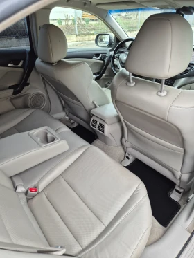 Honda Accord 2.4 EXECUTIVE* АВТОМАТ* НАВИГАЦИЯ  - 9799 € / 19165.18 лв. - 28293314 8