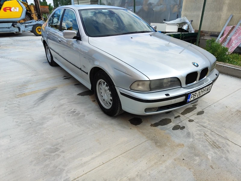 BMW 530, снимка 1 - Автомобили и джипове - 49442862