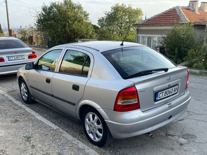 Opel Astra 1.6i Газ BRC, снимка 4 - Автомобили и джипове - 47183342