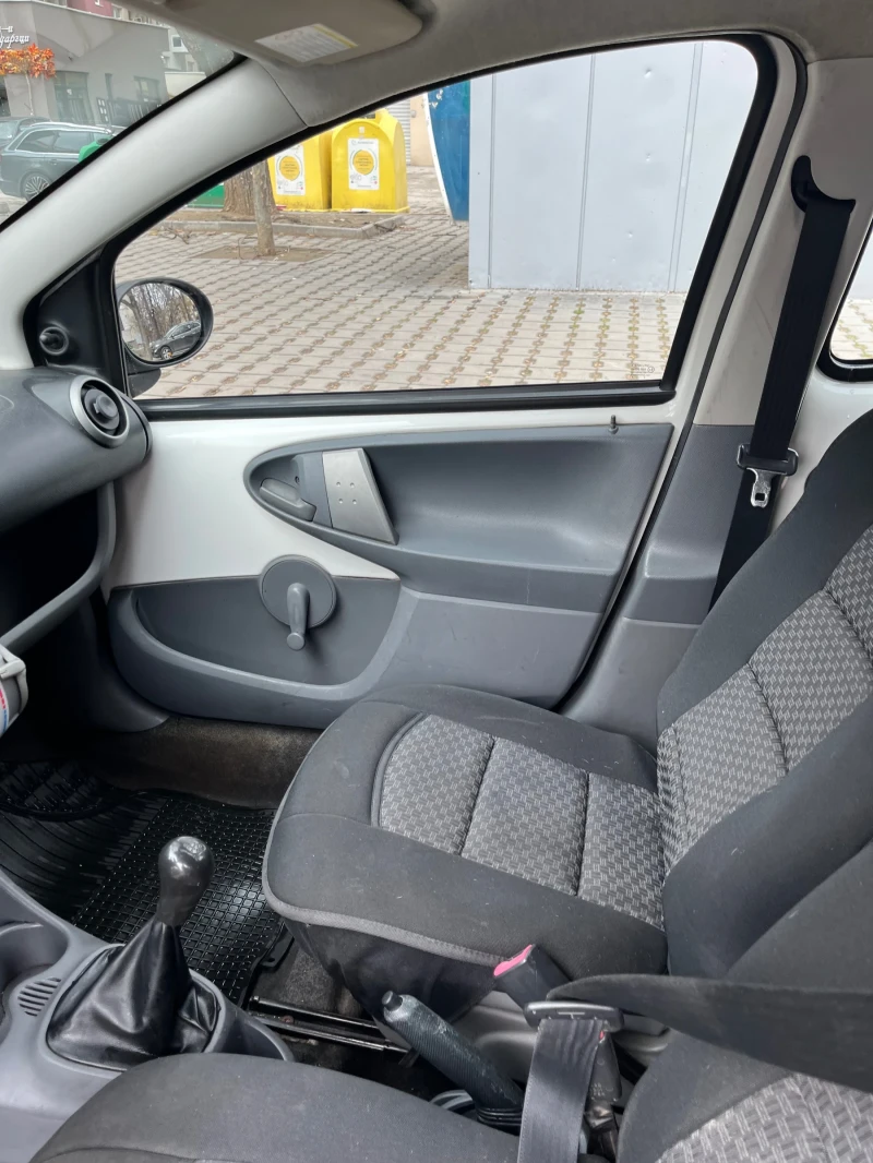 Toyota Aygo, снимка 5 - Автомобили и джипове - 48355213