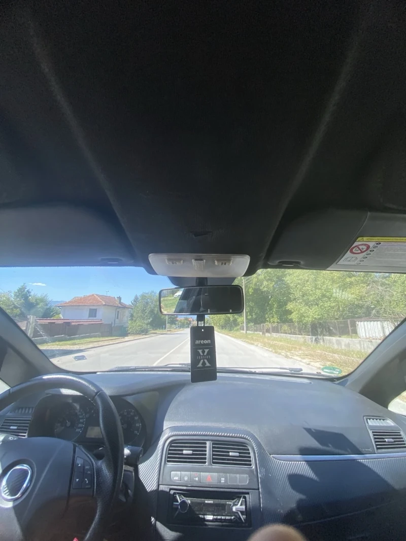 Fiat Punto 1.6, снимка 11 - Автомобили и джипове - 52180216