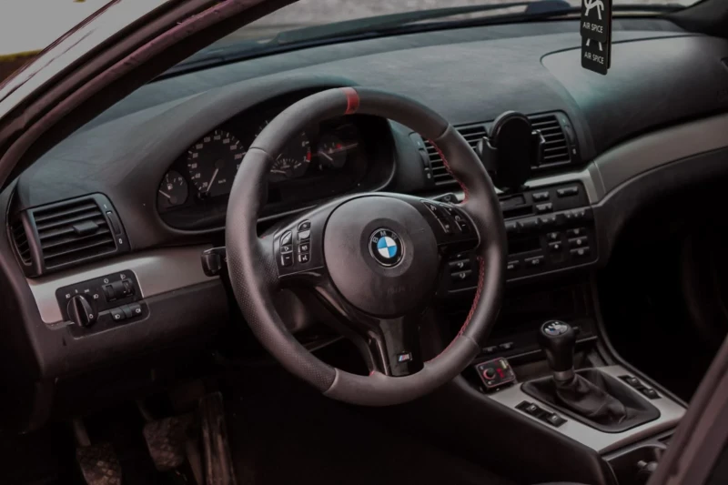 BMW 320 2.2, снимка 9 - Автомобили и джипове - 52547858