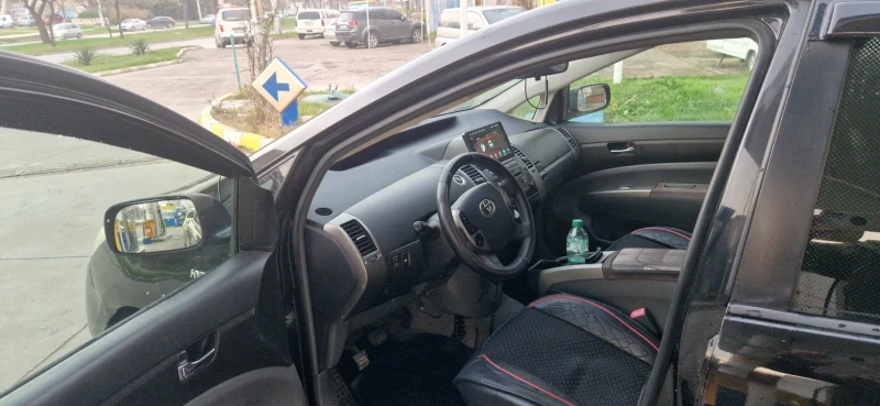 Toyota Prius, снимка 13 - Автомобили и джипове - 52568231