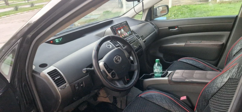 Toyota Prius, снимка 14 - Автомобили и джипове - 52568231