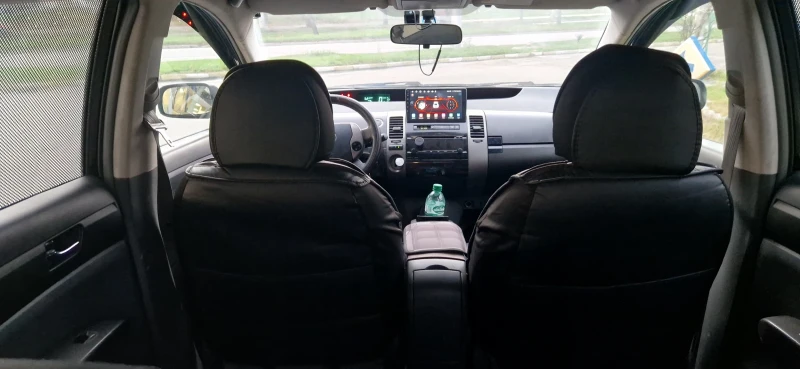 Toyota Prius, снимка 4 - Автомобили и джипове - 52568231