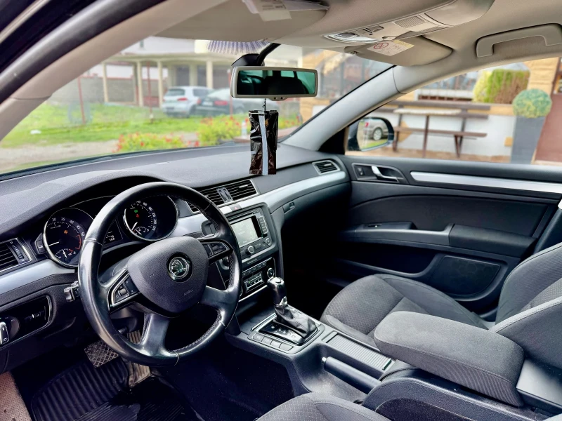 Skoda Superb 2.0TDI DSG нов внос ЦЕНА ДО КОЛЕДА, снимка 9 - Автомобили и джипове - 52827549