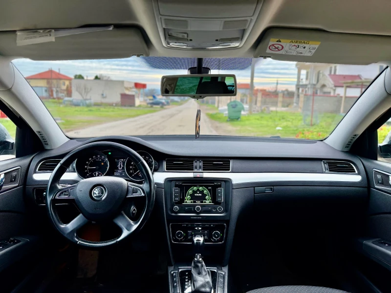 Skoda Superb 2.0TDI DSG нов внос ЦЕНА ДО КОЛЕДА, снимка 8 - Автомобили и джипове - 52827549