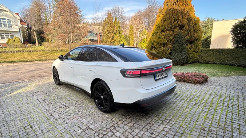 VW ID.7 PRO 77 kWh, 286 к.с, снимка 7 - Автомобили и джипове - 52817634