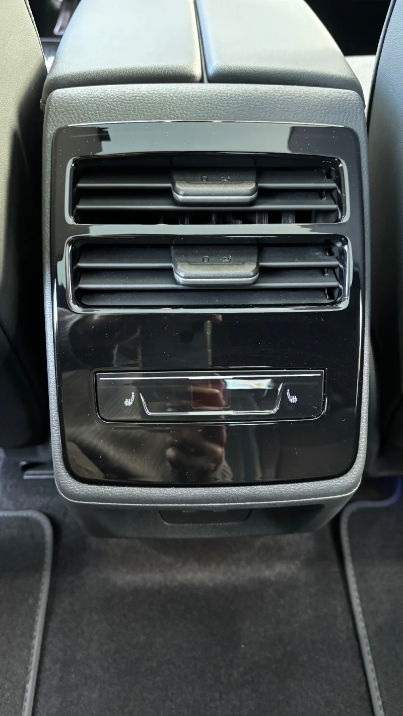 VW ID.7 PRO 77 kWh, 286 к.с, снимка 13 - Автомобили и джипове - 52817634