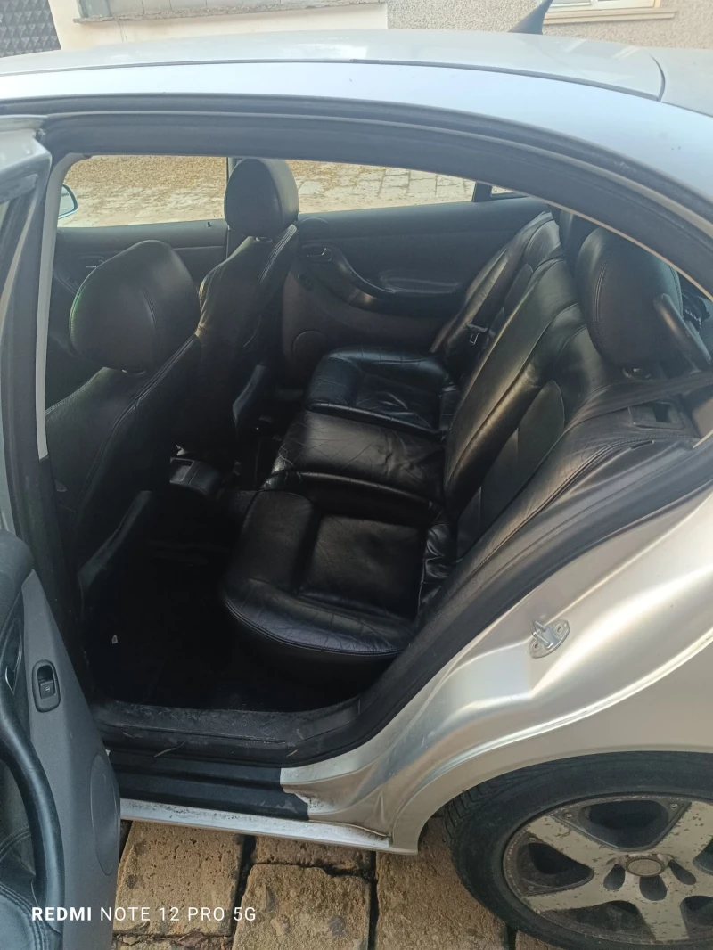 Seat Leon, снимка 6 - Автомобили и джипове - 53090991