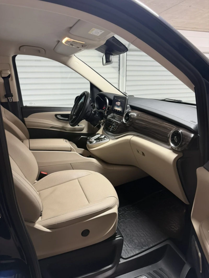 Mercedes-Benz V 300 V300  63000 km avtomat, снимка 8 - Автомобили и джипове - 53528104