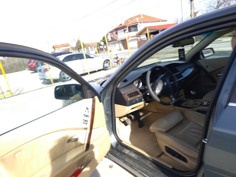 BMW 520, снимка 14 - Автомобили и джипове - 53537639