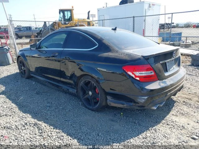 Mercedes-Benz C 63 AMG, снимка 3 - Автомобили и джипове - 47213045