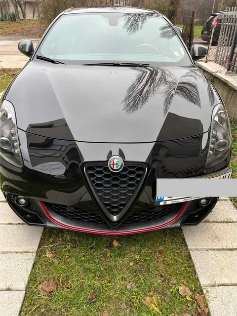 Alfa Romeo Giulietta, снимка 1 - Автомобили и джипове - 49399244