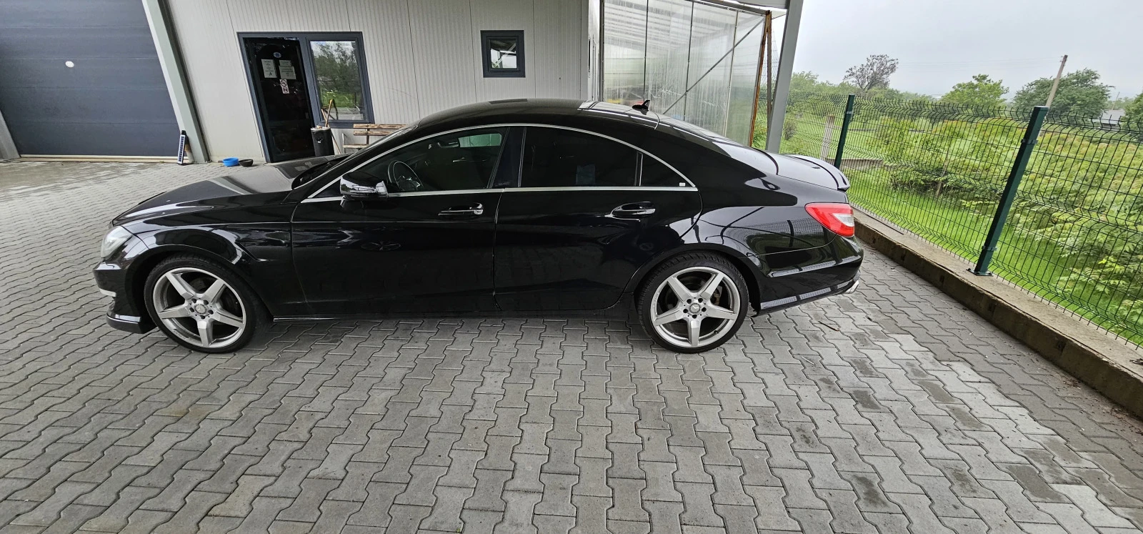 Mercedes-Benz CLS 350  - изображение 3