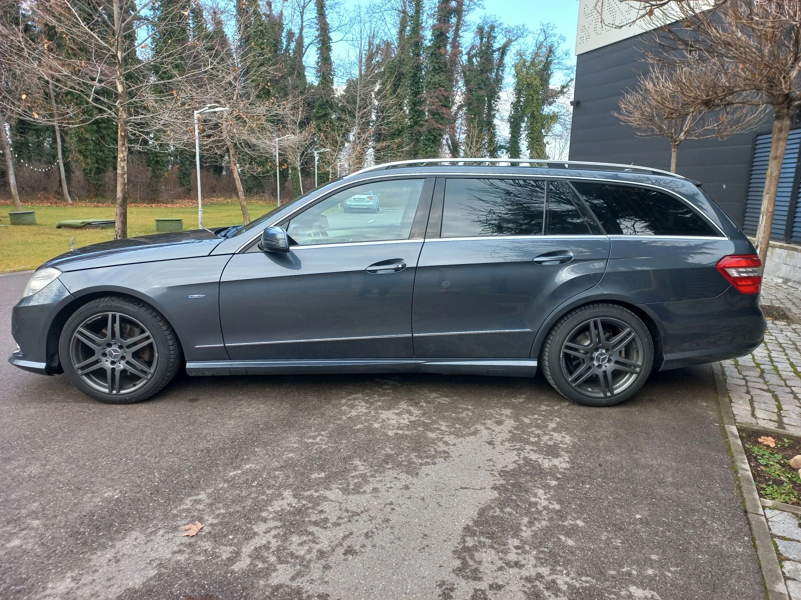 Mercedes-Benz E 350 ///AMG///  - изображение 3