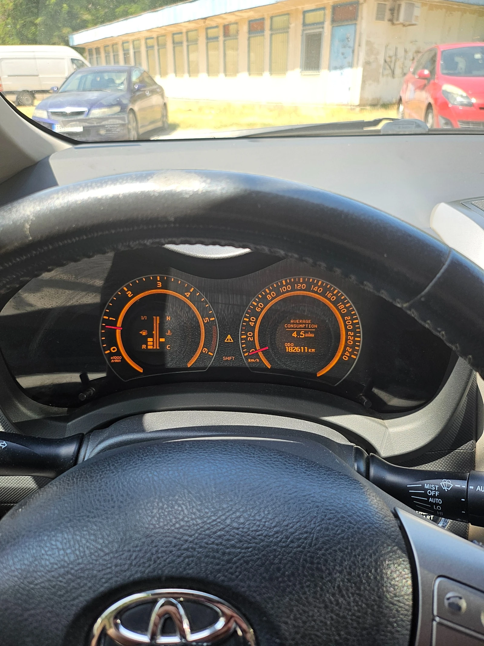 Toyota Auris 2.0 D4D - изображение 9