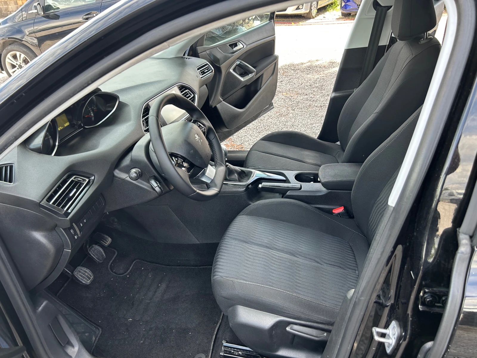 Peugeot 308 1.6HDI EURO6B - изображение 9