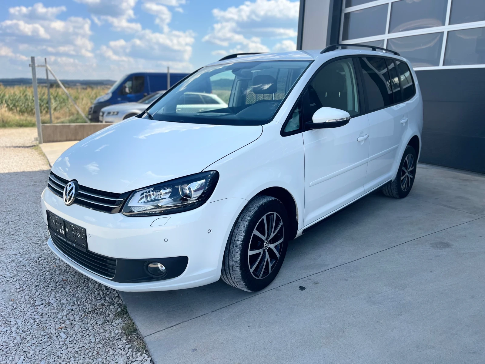 VW Touran 1.6ТДИ - изображение 2