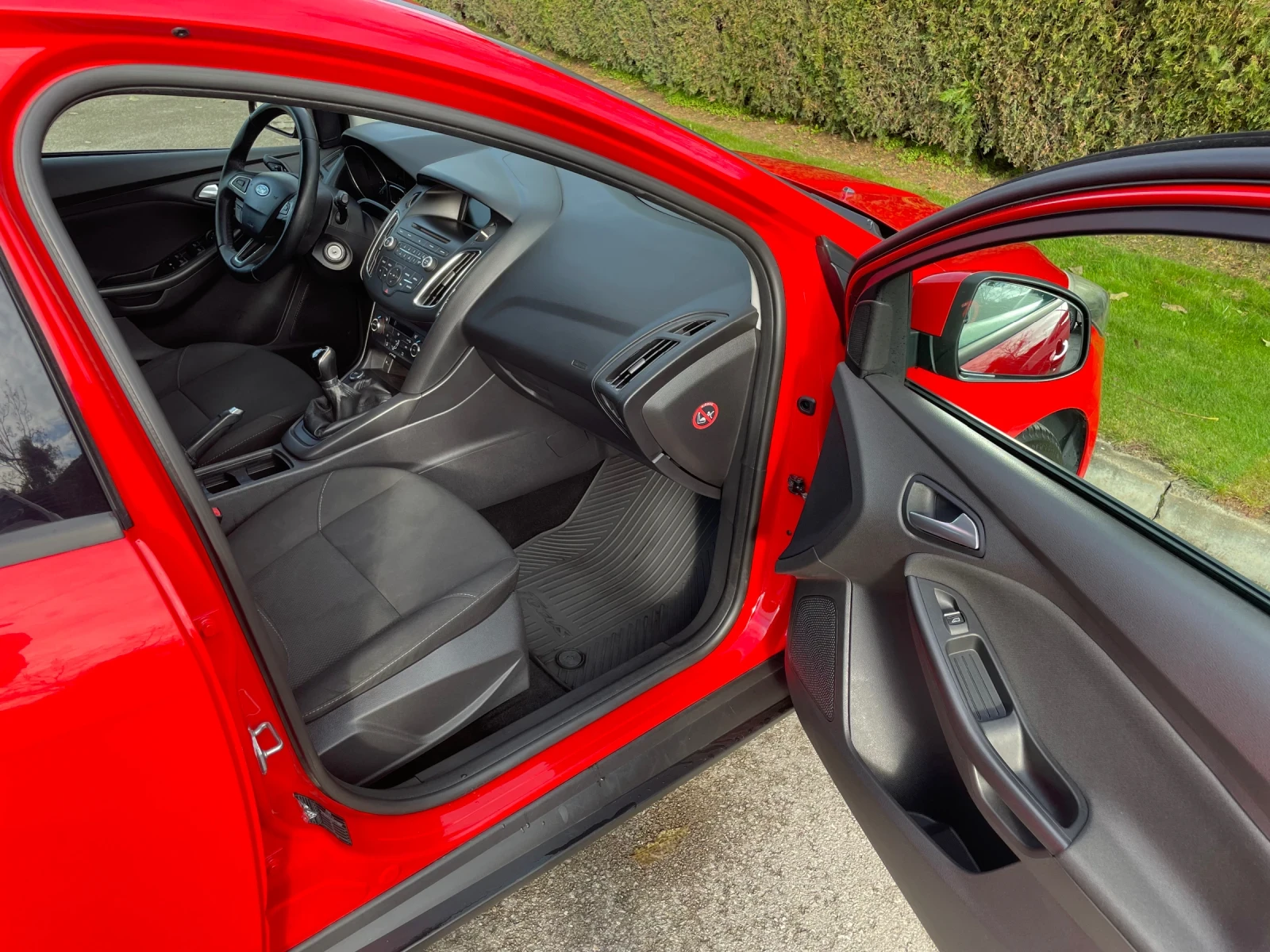 Ford Focus 1.0-100к.с Ecoboost EURO 6B - изображение 10