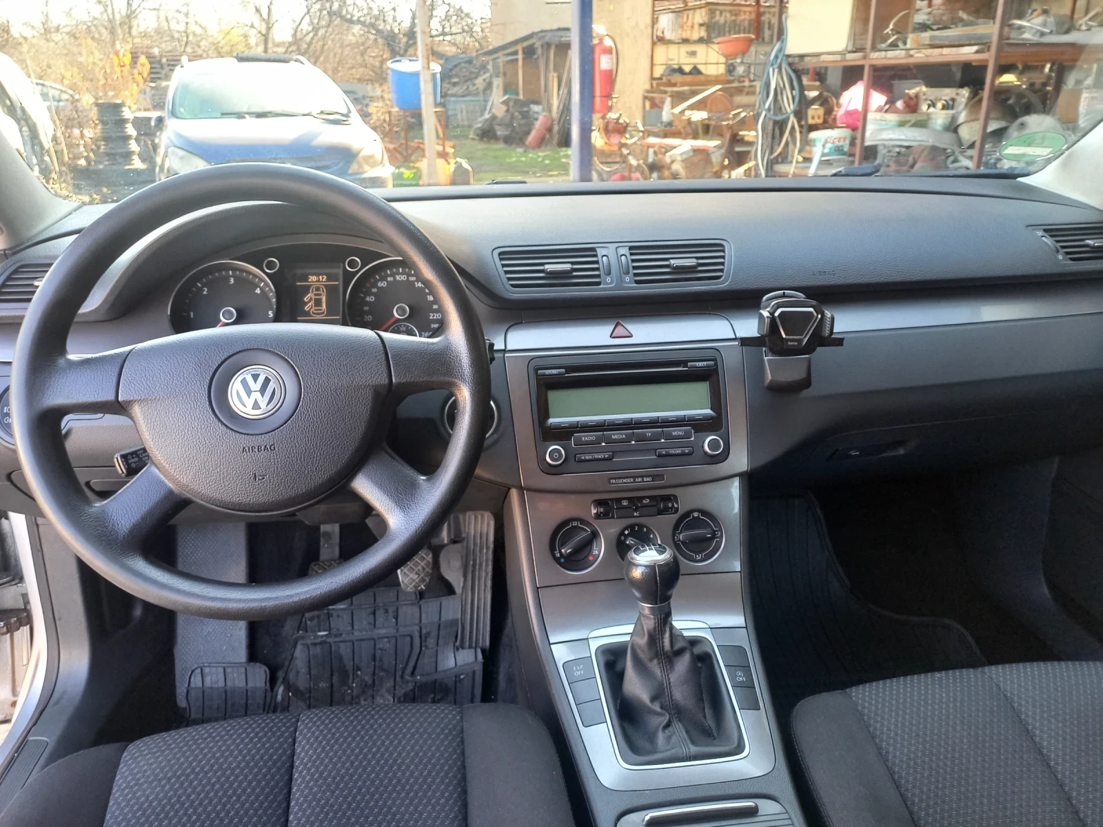 VW Passat 2.0 blue motion  - изображение 7
