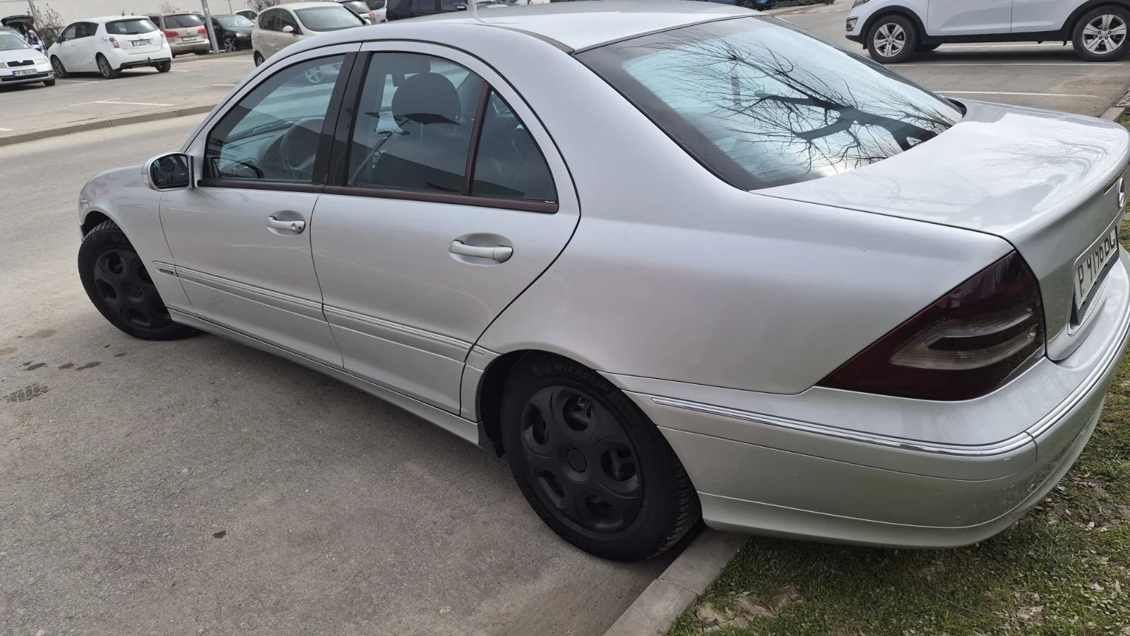 Mercedes-Benz 220, снимка 3 - Автомобили и джипове - 53830292