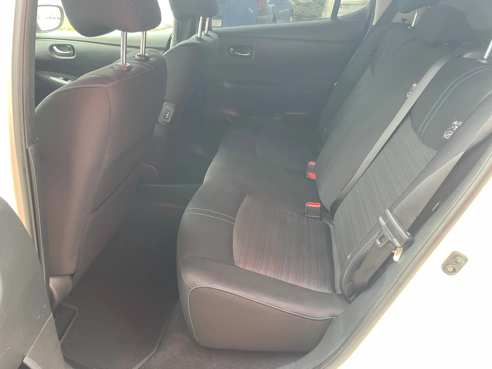 Nissan Leaf  40kWh 150 к.с., снимка 14 - Автомобили и джипове - 53977073