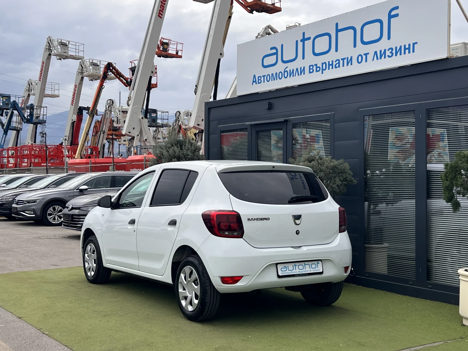 Dacia Sandero ESSENTIAL/1.0TCE/101K.C./5MT/LPG | Mobile.bg � ����������� 3