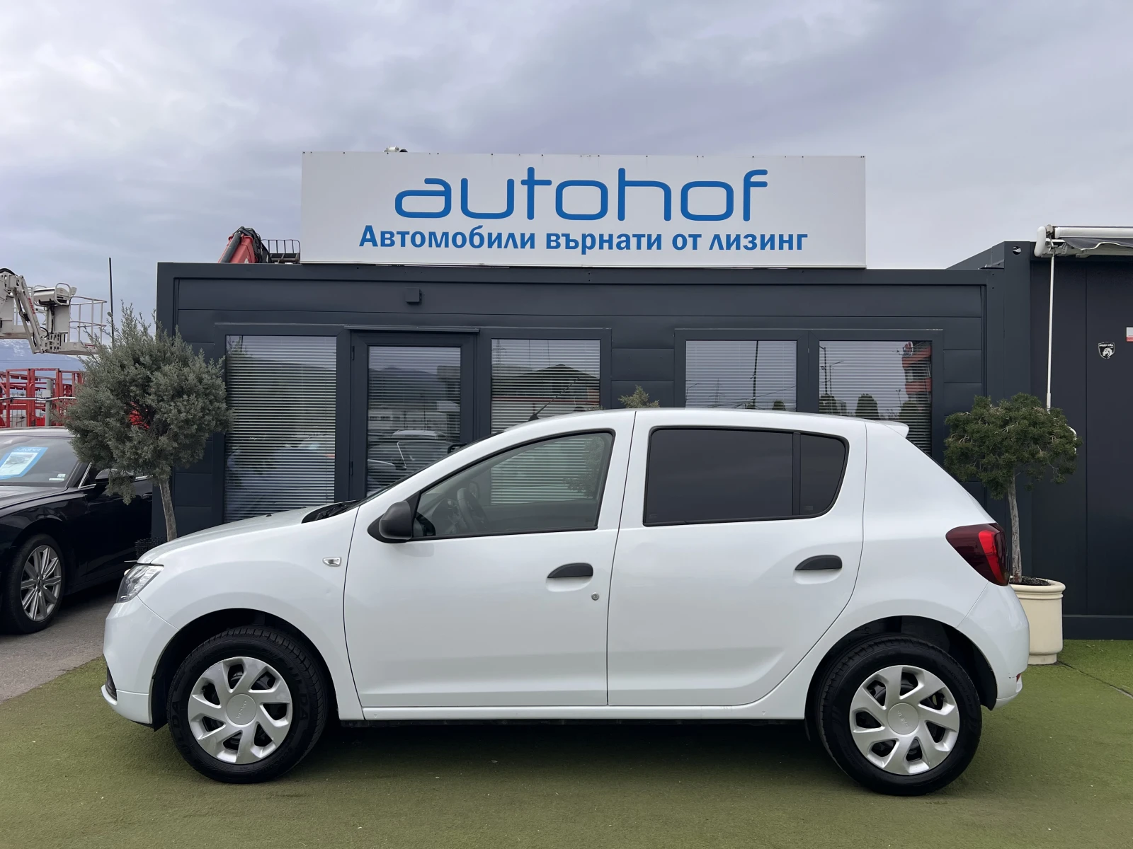Dacia Sandero ESSENTIAL/1.0TCE/101K.C./5MT/LPG | Mobile.bg � ����������� 2