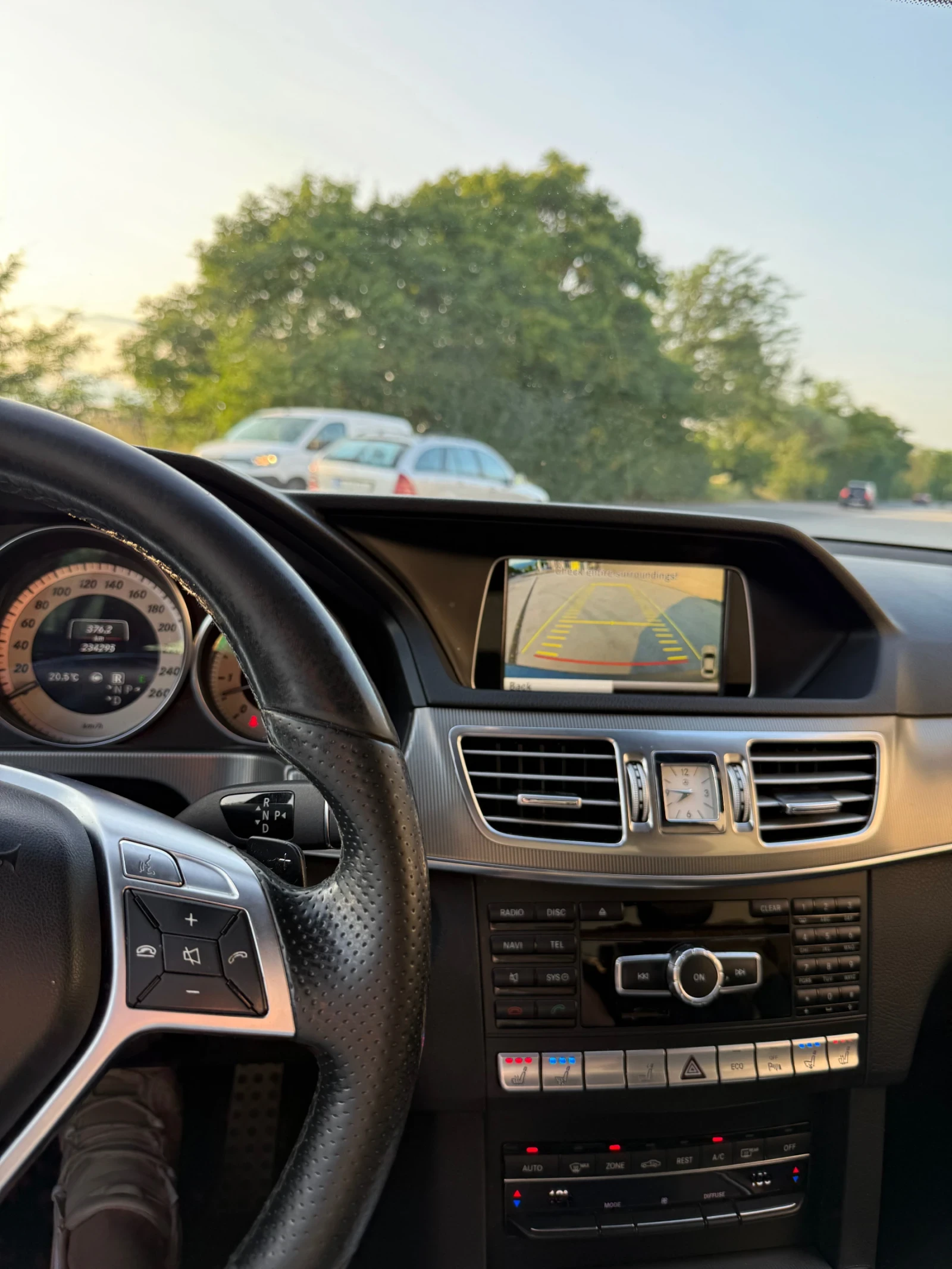 Mercedes-Benz E 350, снимка 7 - Автомобили и джипове - 54315598