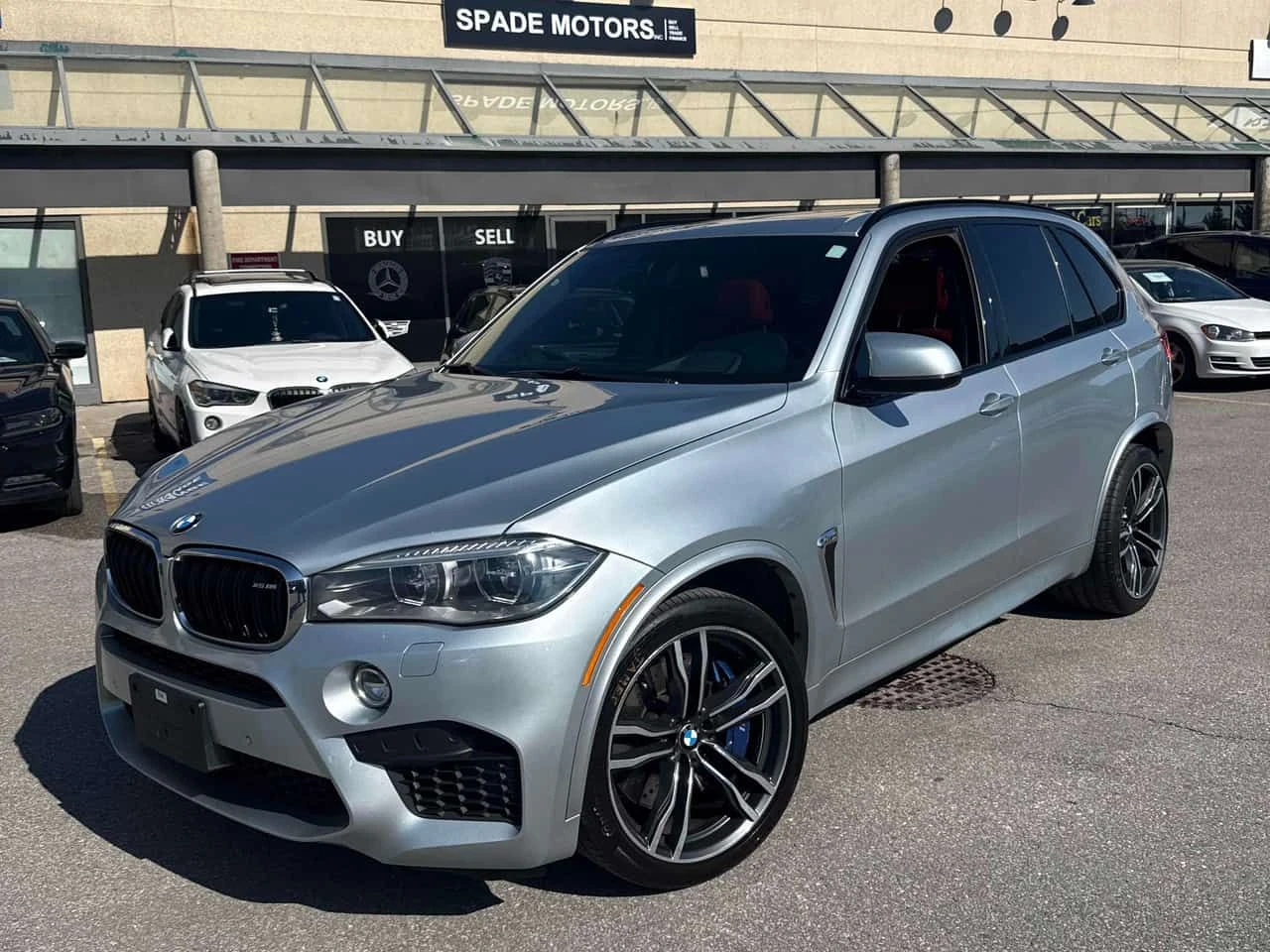 BMW X5M HEAD-UP * KEYLESS * HARMAN-KARDON * SOFT CLOSE * 