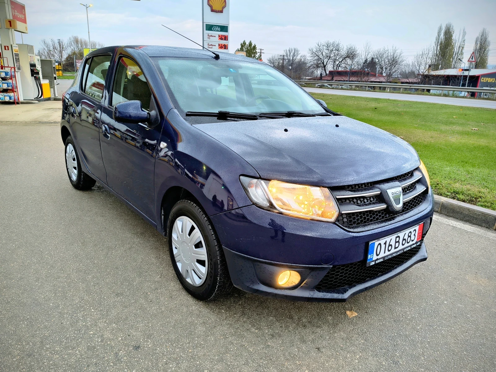Dacia Sandero 1.2i 75к.с. Евро5, снимка 2 - Автомобили и джипове - 54980987