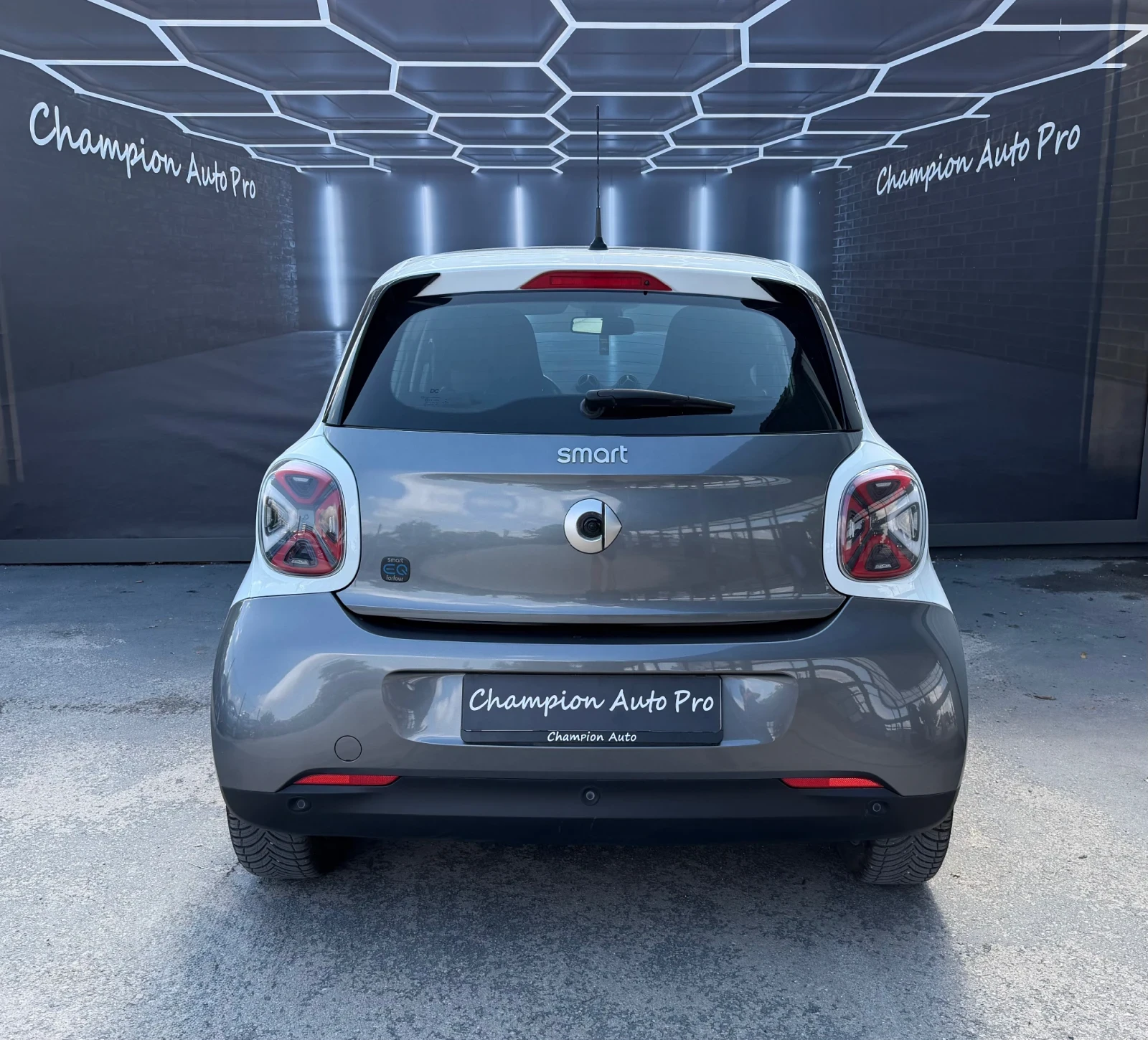 Smart Forfour, снимка 5 - Автомобили и джипове - 55260172