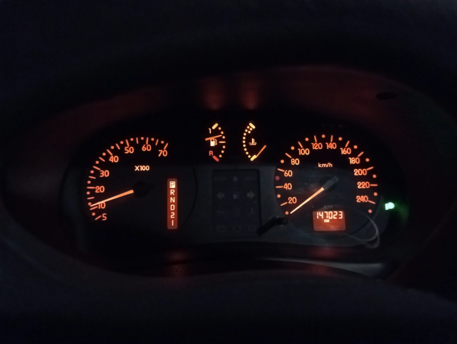 Renault Clio, снимка 9 - Автомобили и джипове - 55278759