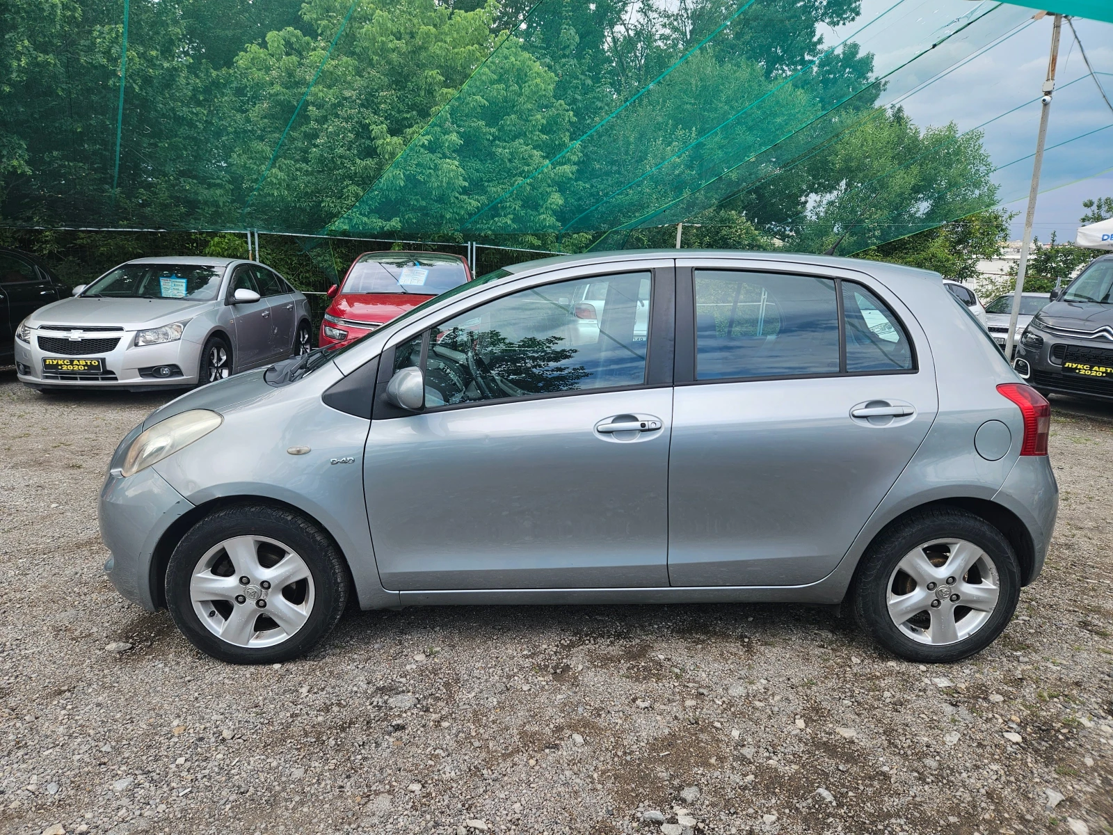 Toyota Yaris 1.4D4DKEYLESS Климатроник, снимка 7 - Автомобили и джипове - 55381886